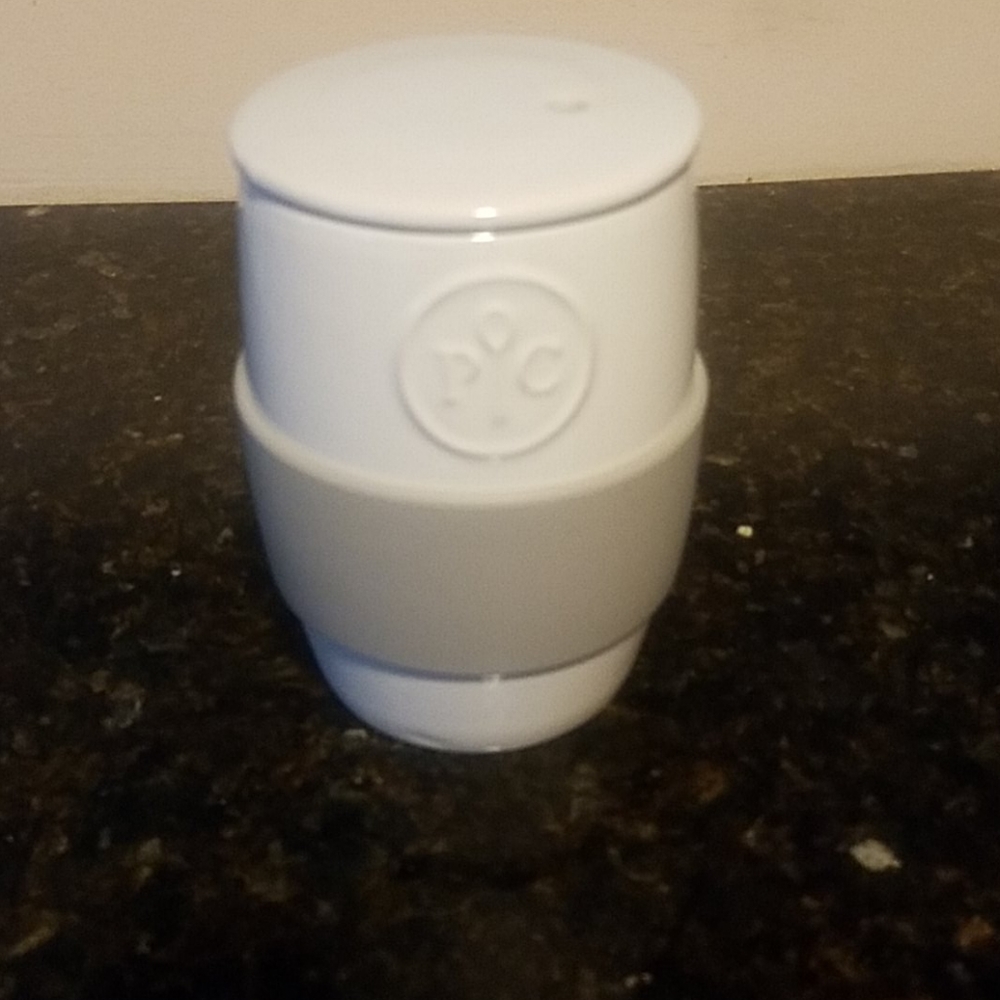 Pampered Chef Ceramic Egg Cooker